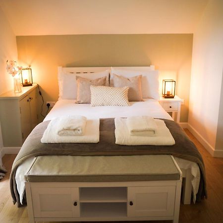 Lemon Tree Rooms - Newly Refurbished Coastal Stay Swyre Exterior photo